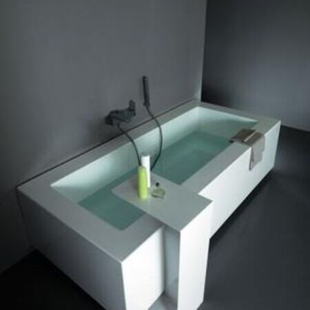 Badewannen von der Firma KOS